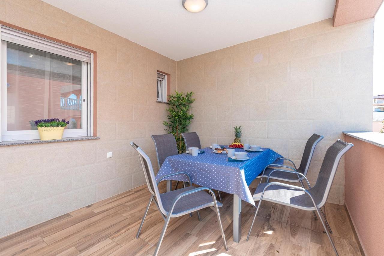 Luxury Apartments - La Vir 1 & 2 المظهر الخارجي الصورة