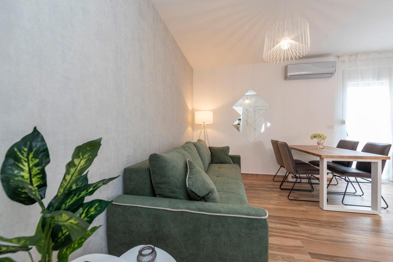 Luxury Apartments - La Vir 1 & 2 المظهر الخارجي الصورة